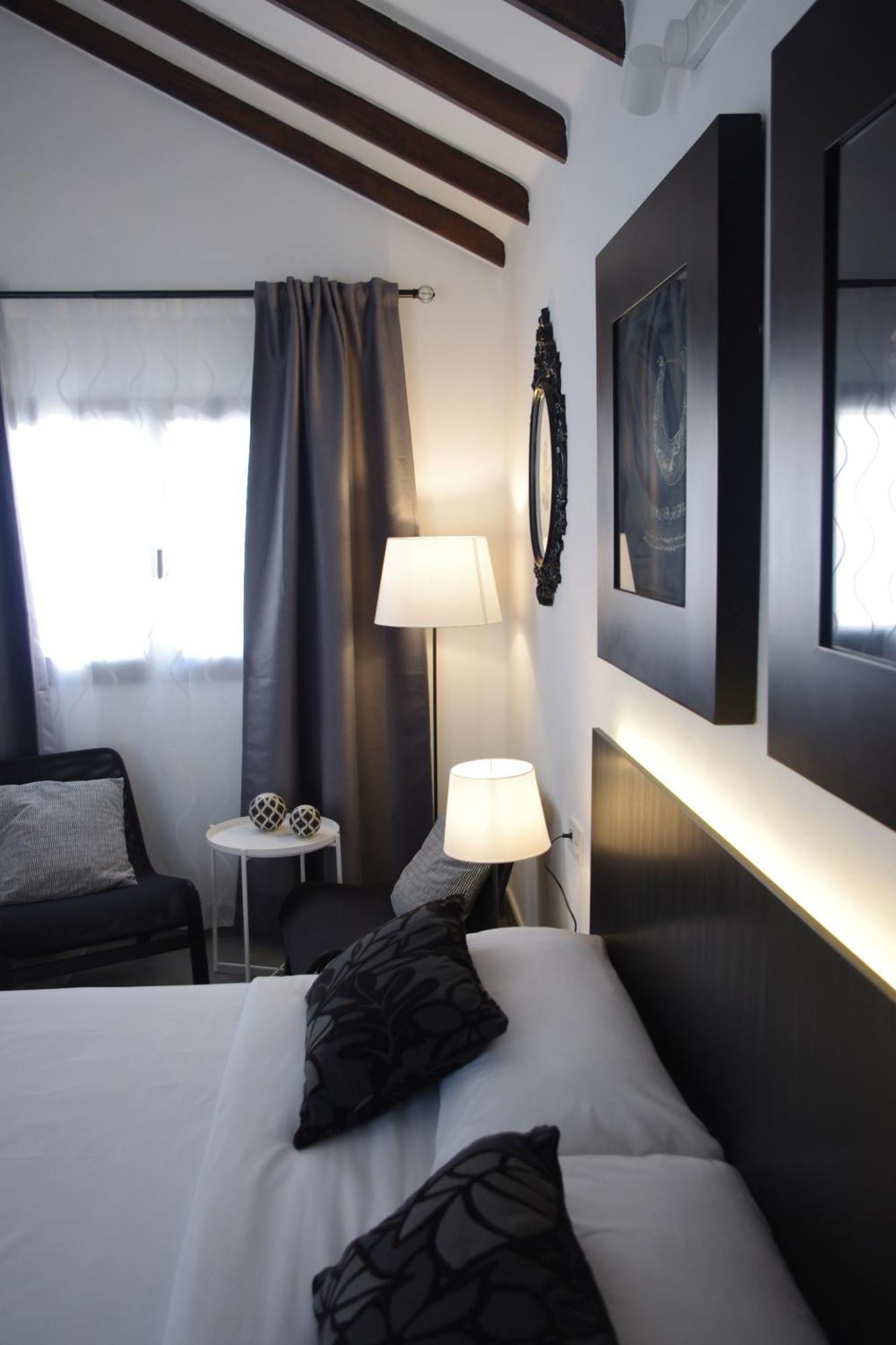 بلايا هوندا Magma Rooms Playa Honda الغرفة الصورة